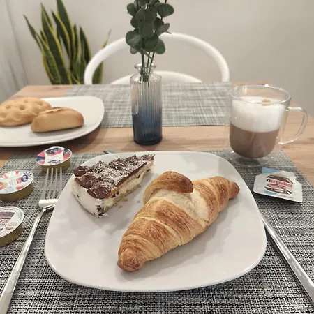 Aura Couette-café 4*